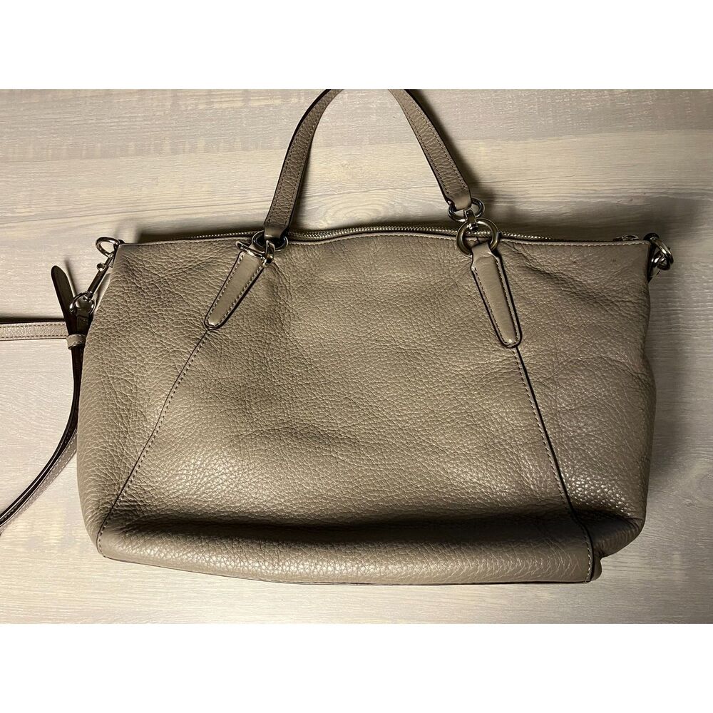 Coach Kelsey bag in gray pebble leather - Picture 2 of 5